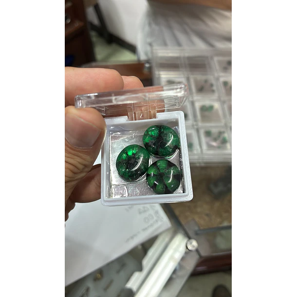 Esmeralda colombiana trapiche-20.72ct-18.3x16mm 2