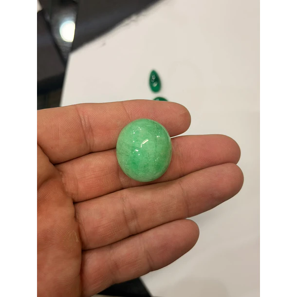 Esmeralda colombiana -68.60ct-25.5x23mm 2