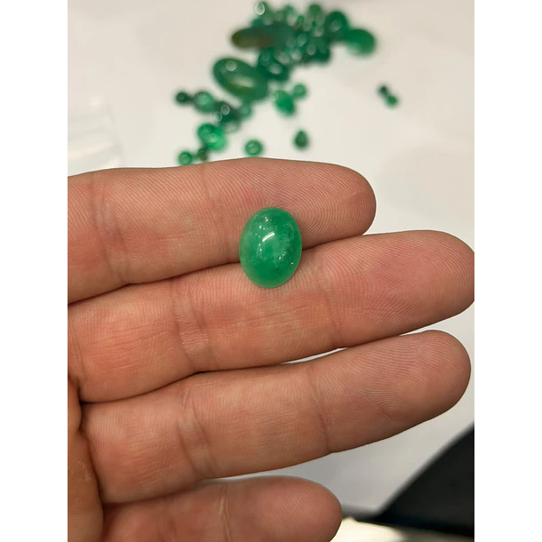 Esmeraldas colombiana-6.30ct-14x11mm 1