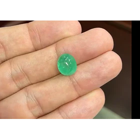 Esmeralda colombiana-5.90ct-11.16x10.5mm
