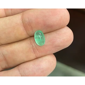 Esmeralda colombiana-2.22ct-10.5x7.2mm