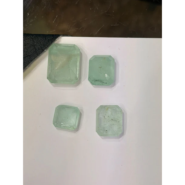 Esmeralda colombiana-7.23ct-11.7x12.5mm 3