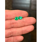 Esmeralda colombiana-1.37ct-7.6x7.9mm 2