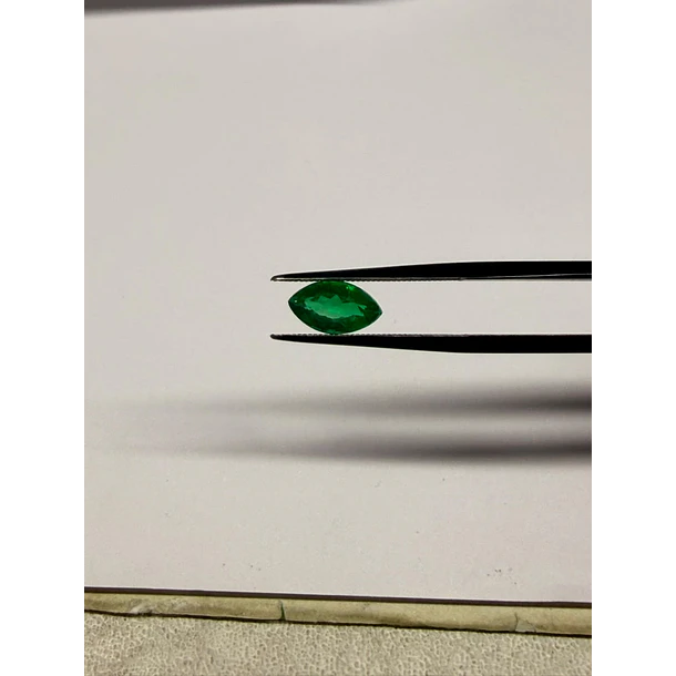 Esmeralda colombiana-1ct-10x6mm 2