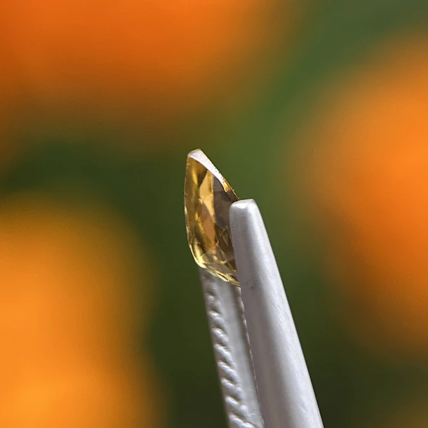 Turmalina-0.55ct-7.1x5x2.5mm 2