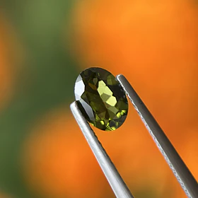 Turmalina-0.80ct-7.2x5x3mm