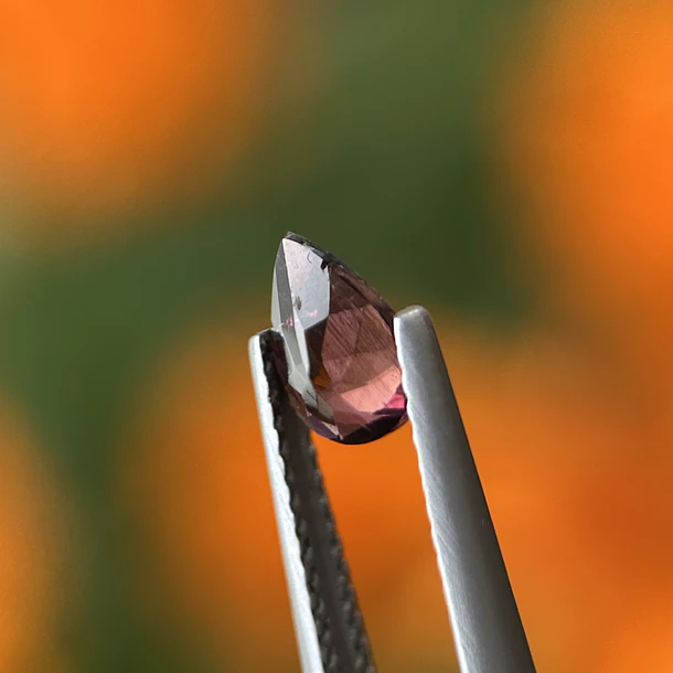Turmalina-0.65ct-7x5.1x2.9mm 2