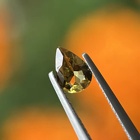 Turmalina-0.50ct-7x4.8x2.4mm