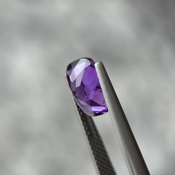 Amatista morada-2.18ct-9.5x7.5x4.4mm 2