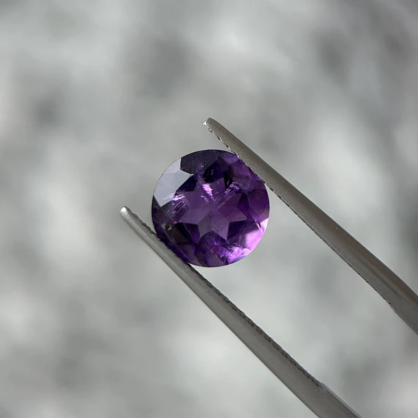 Amatista morada-2.365ct-9mm 1