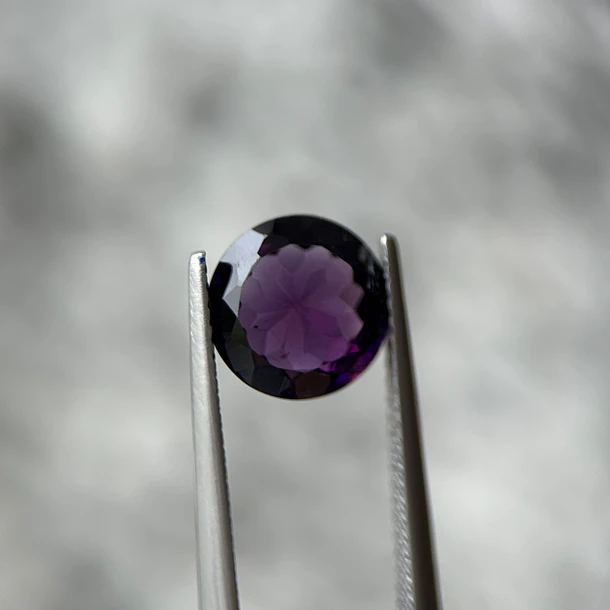 Amatista morada-2.20ct-9.1mm 1