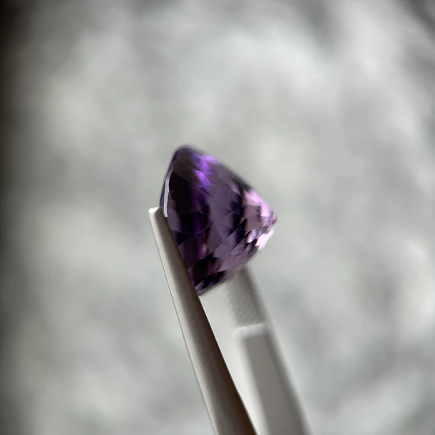 Amatista morada-13.37ct-16.2x16.4x10.4mm 2