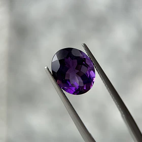 Amatista morada-4.345ct-11.8x9.7x6.4mm