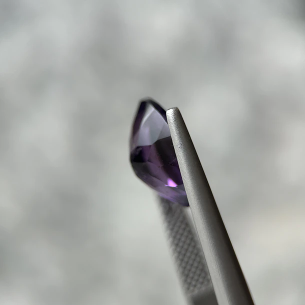 Amatista morada-3.865ct-11.9x10.3x5.5mm 2