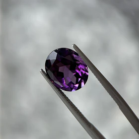 Amatista morada-5.475ct-12x10x7.7mm