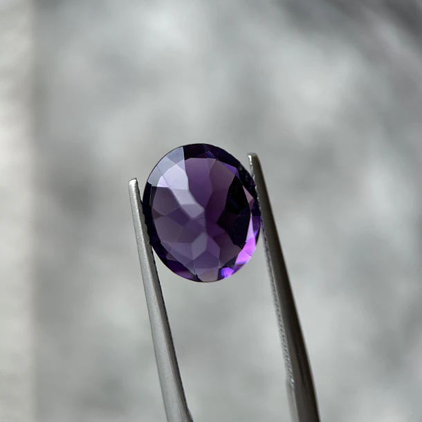 Amatista morada-3.76ct-11.8x9.9x6.1mm 3
