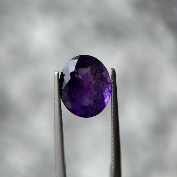 Amatista morada-4.605ct-11.9x10x6.5mm 1