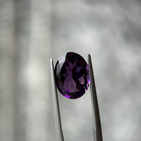 Amatista morada-4.135ct-12.5x9.4x6mm