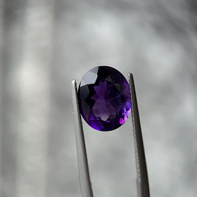 Amatista morada-4.105ct-12x9.8x5.8mm
