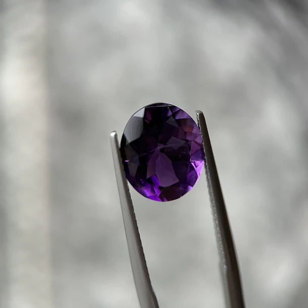 Amatista morada-4.07ct-11.9x10x6.5mm 1