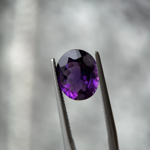 Amatista morada-4.01ct-11.9x9.9x5.9mm 1