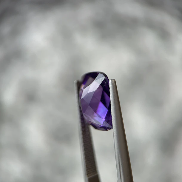 Amatista morada-4.965ct-12.3x10.2x6.3mm 3