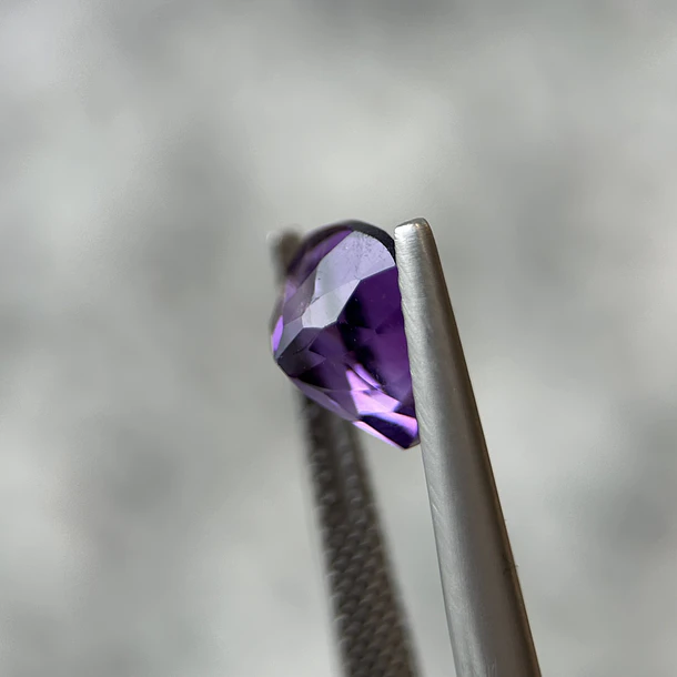 Amatista morada-2.16ct-8.8x8.8x5.2mm 2