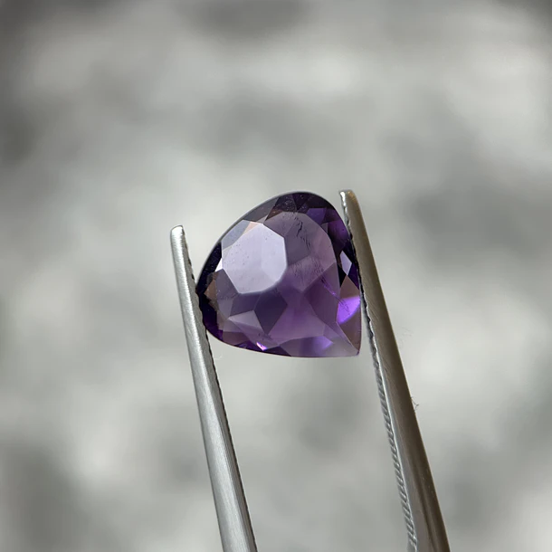 Amatista morada-2.515ct-9.8x9.7x5.1mm 3