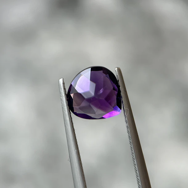Amatista morada-2.125ct-8.9x8.9x5.3mm 2