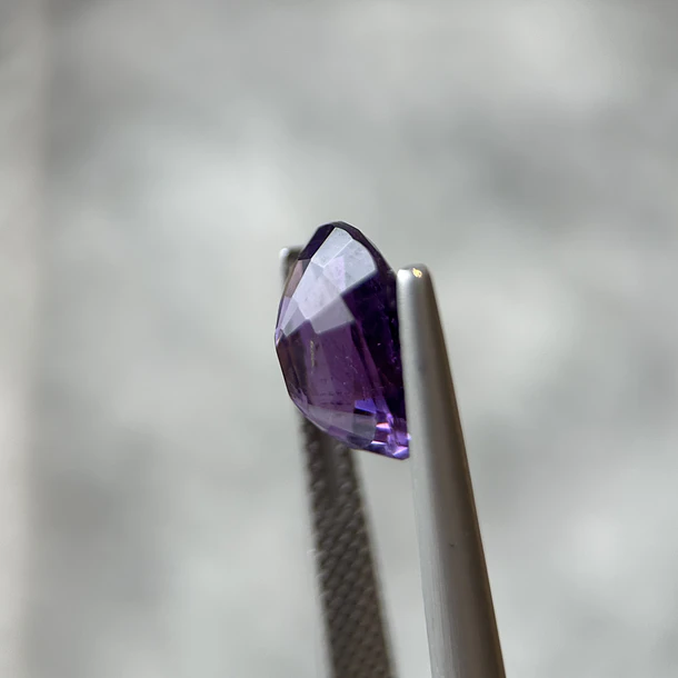 Amatista morada-2.55ct-9.8x7.9x5.2mm 2