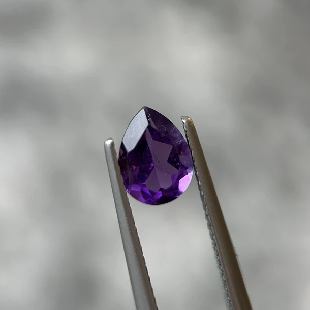Amatista-1.25ct-7.9x6mm 1