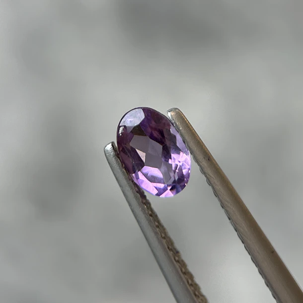 Amatista-0.35ct-5.9x3.9x2.6mm 1