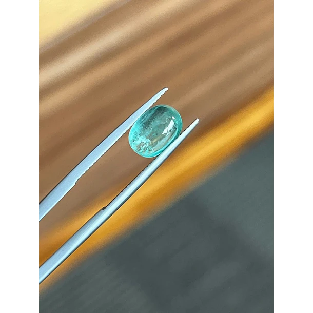 Esmeralda cabujon oval -2.46ct
