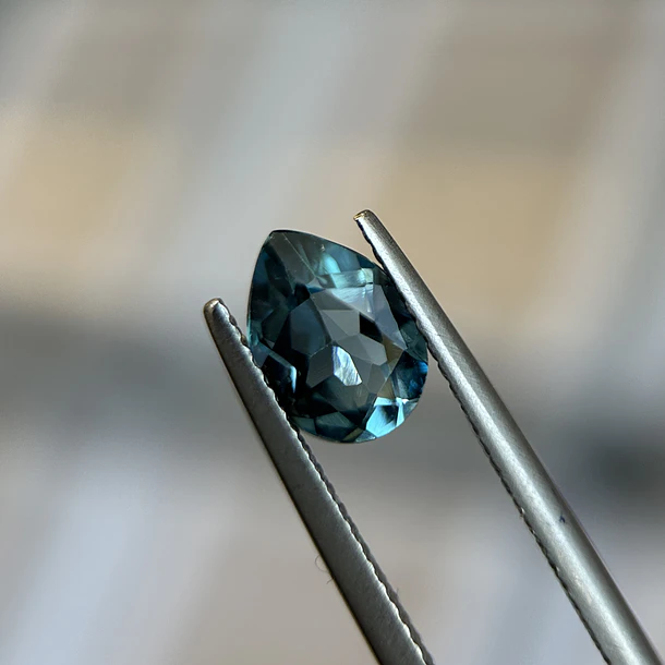 PAR (2) Topacio london blue–1.34ct–8x6mm- COPIAR 1