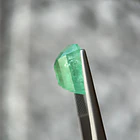 Esmeralda colombiana-8.795ct-14.54x9.75x8.60mm 3