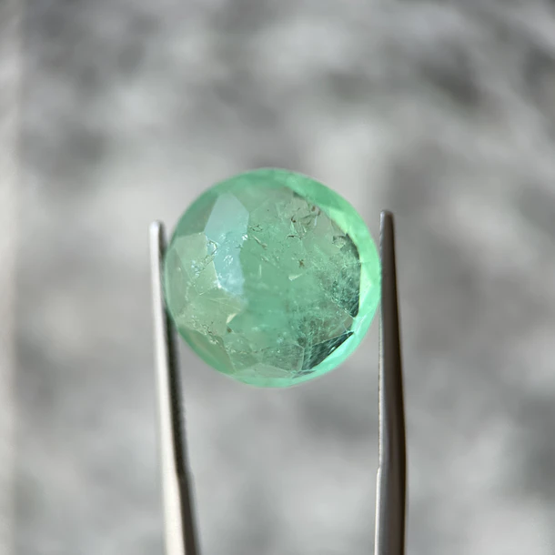 Esmeralda colombiana-17.72ct-17.21x17.18x11.85mm 3