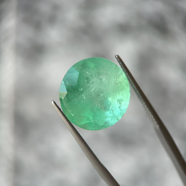 Esmeralda colombiana-17.72ct-17.21x17.18x11.85mm 1