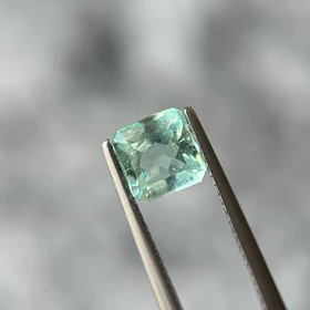 Esmeralda colombiana-1.44ct-6.73x6.68x4.72mm