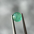 Esmeralda colombiana-0.88ct-6.22x3.83mm 3