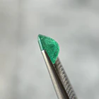 Esmeralda colombiana-0.83ct-5.99x5.73x3.61mm 2