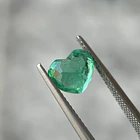 Esmeralda colombiana CEI-1.55ct-7.07x8.35x4.83mm 3