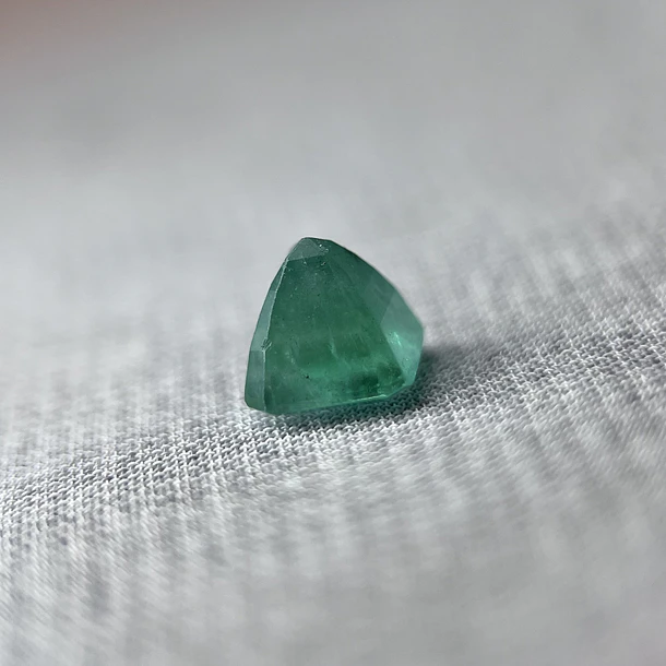 Esmeralda-1.30ct-5.7x5.8x5.5mm- COPIAR 2
