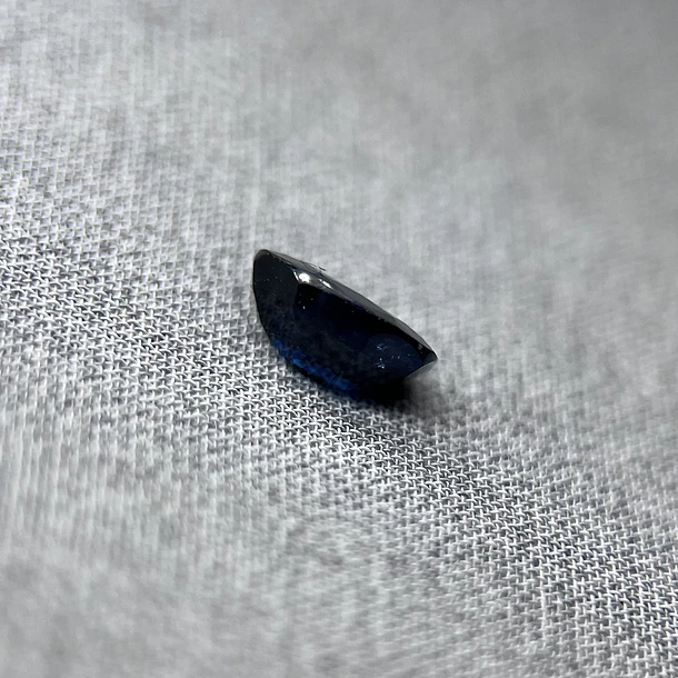 Zafiro azul de Sri Lanka-1.180ct-7x4.8mm- COPIAR 3