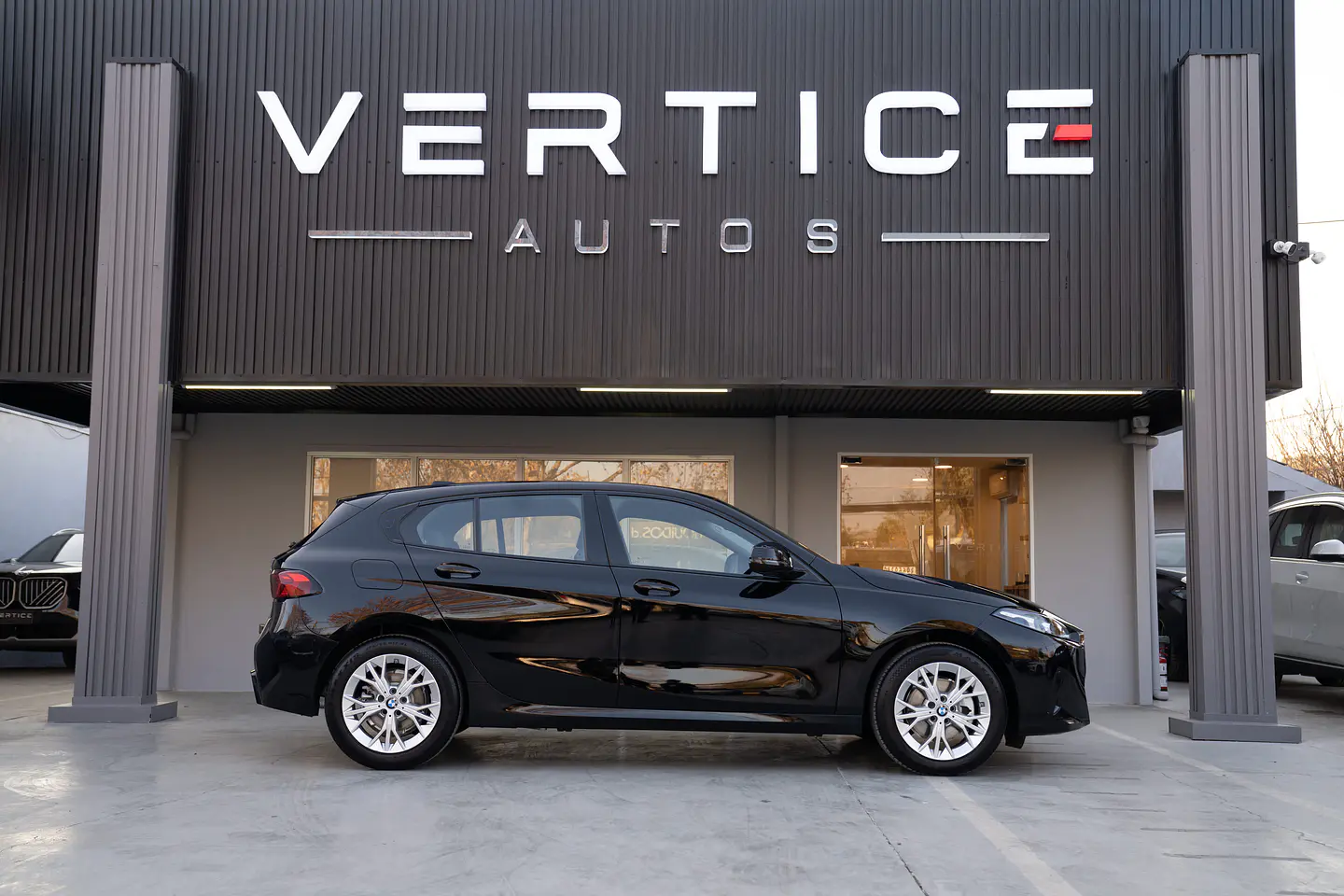 BMW 120I Hatch — foto 10 de 40