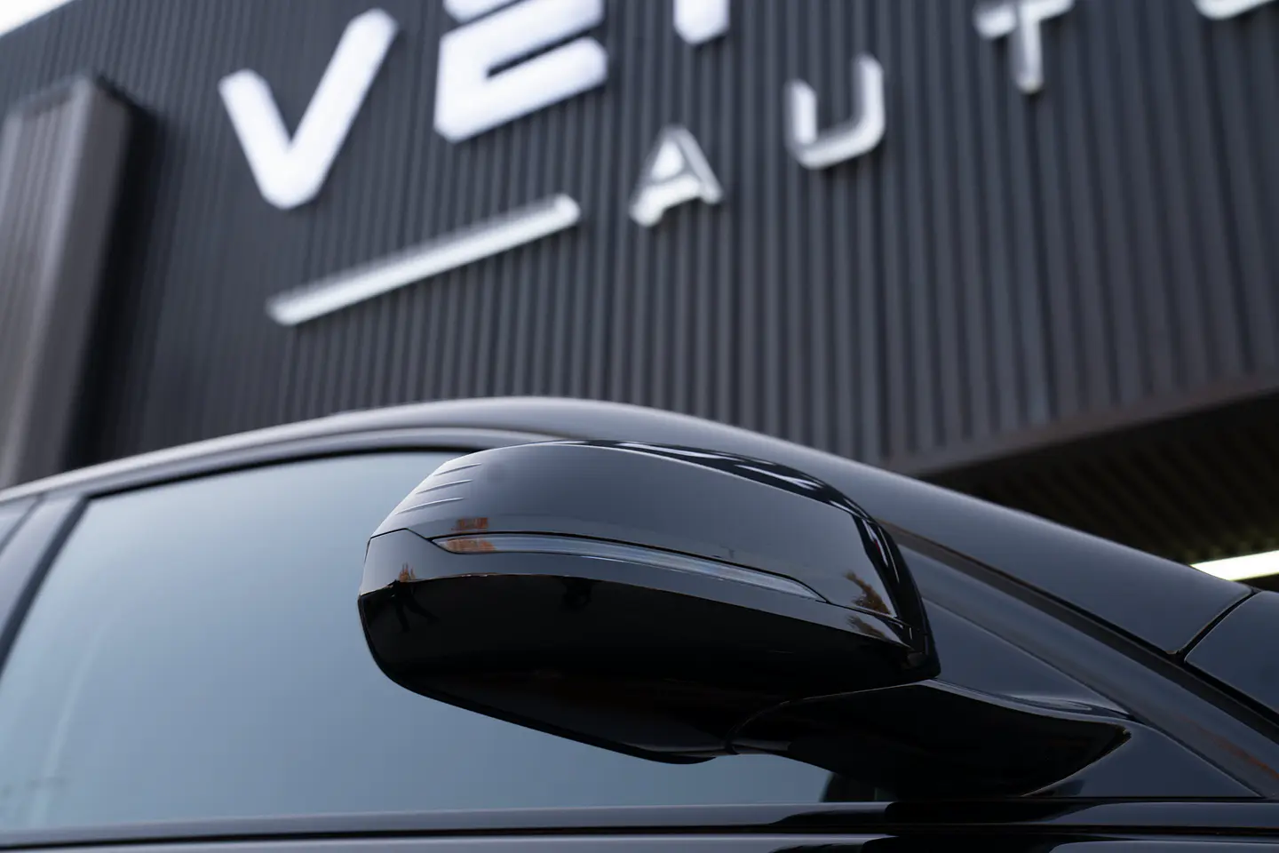 BMW 120I Hatch — foto 25 de 40