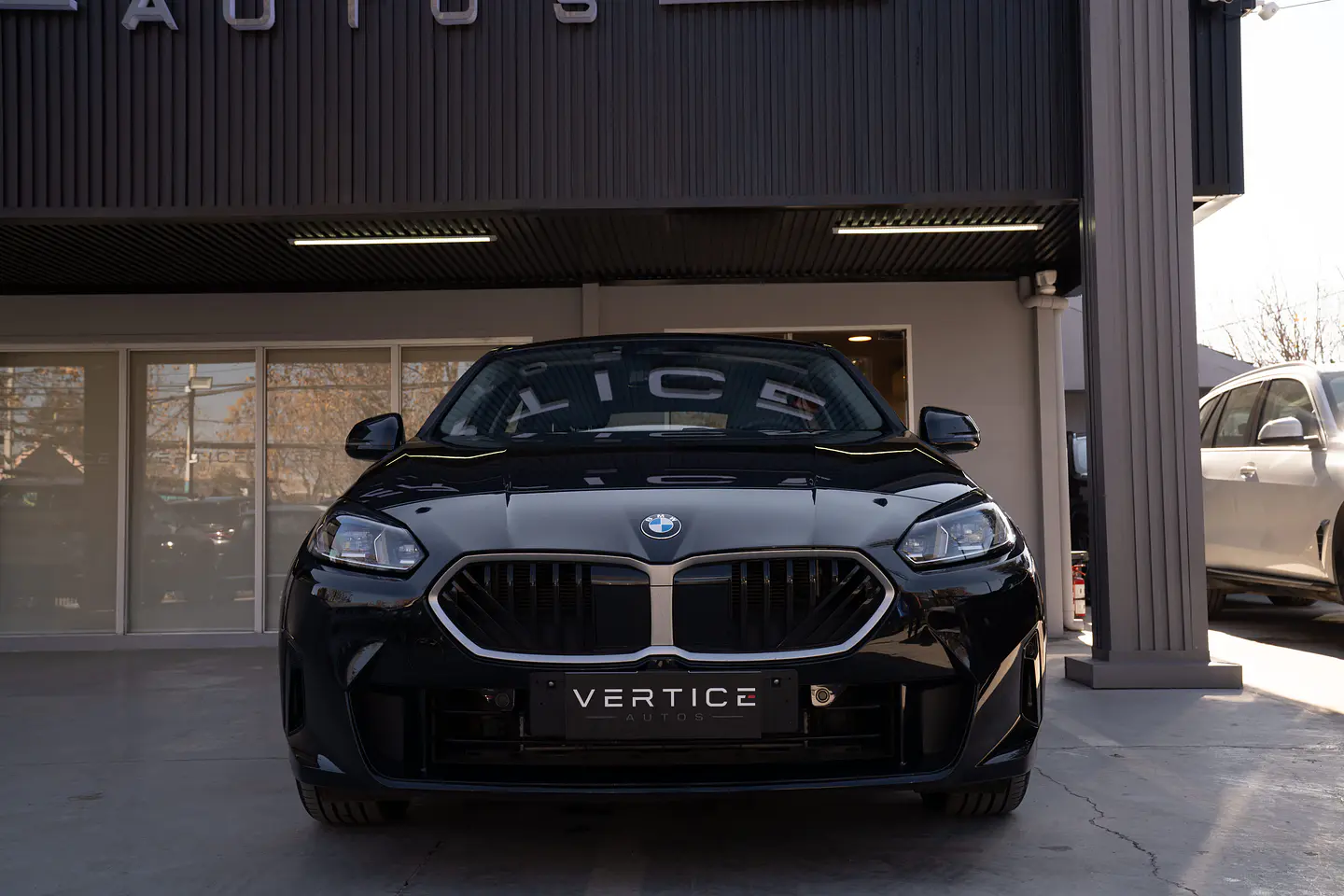 BMW 118I Hatch — foto 4 de 40