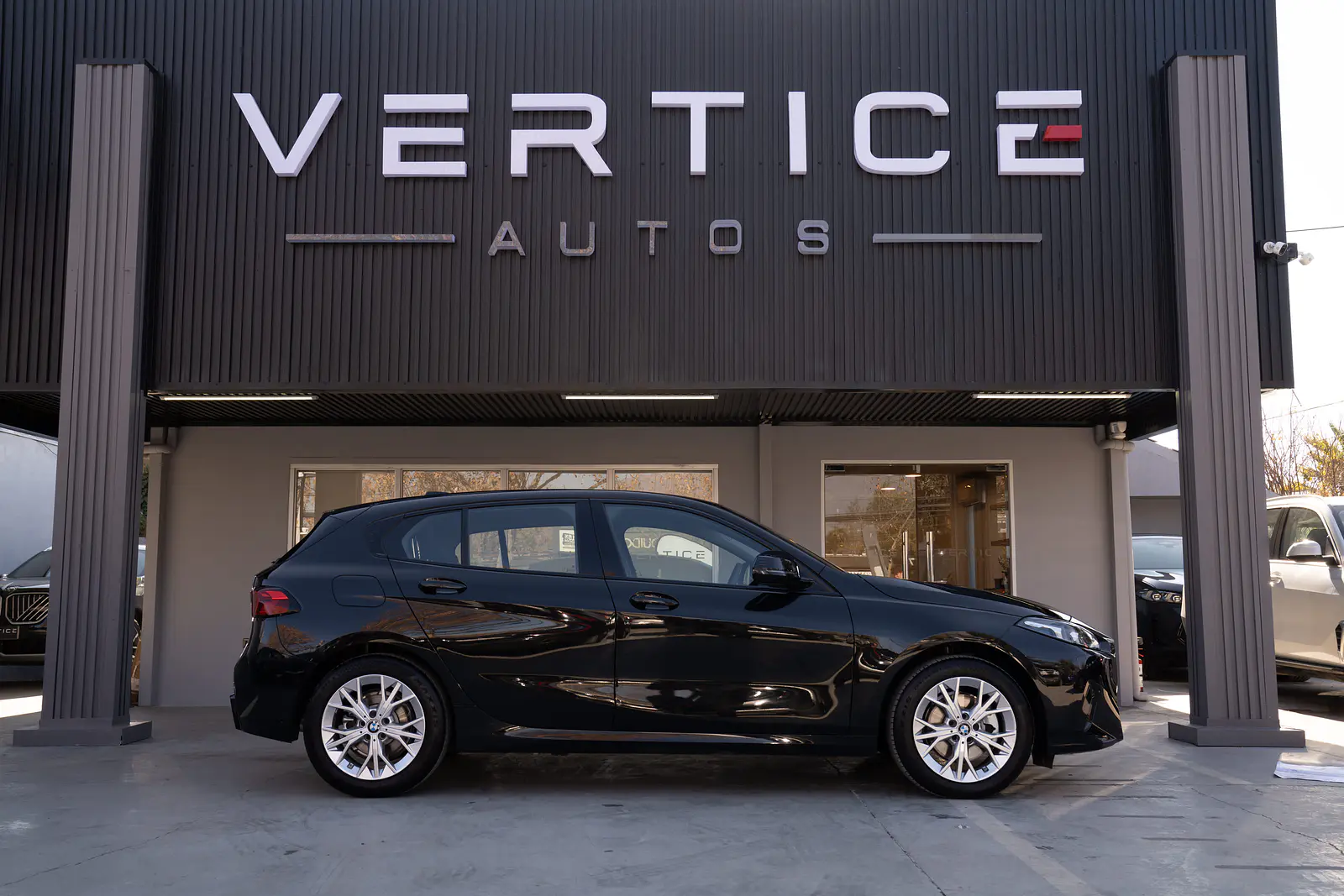 BMW 118I Hatch — foto 12 de 40