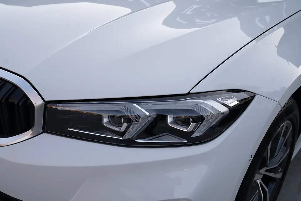BMW 320I Berlina Urban 2.0 Lci Ii — foto 17 de 40