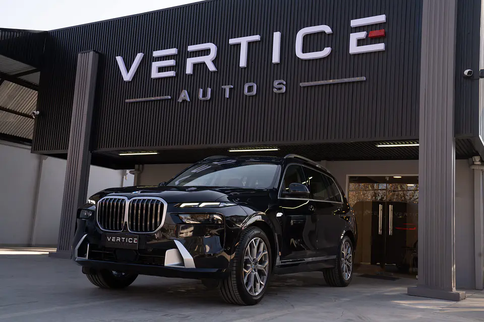 BMW X7 Xdrive40I Executive 3.0 Lci — foto 2 de 40