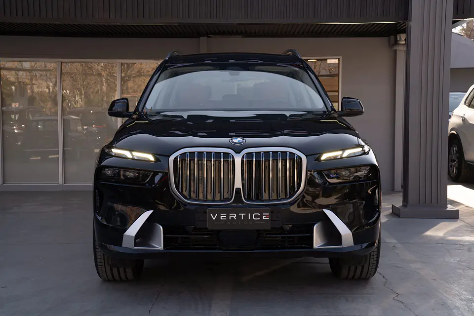 BMW X7 Xdrive40I Executive 3.0 Lci — foto 5 de 40